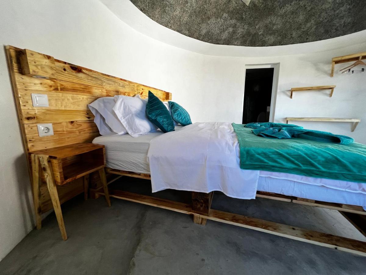 Ecofunco Bed and Breakfast Portela Exteriör bild